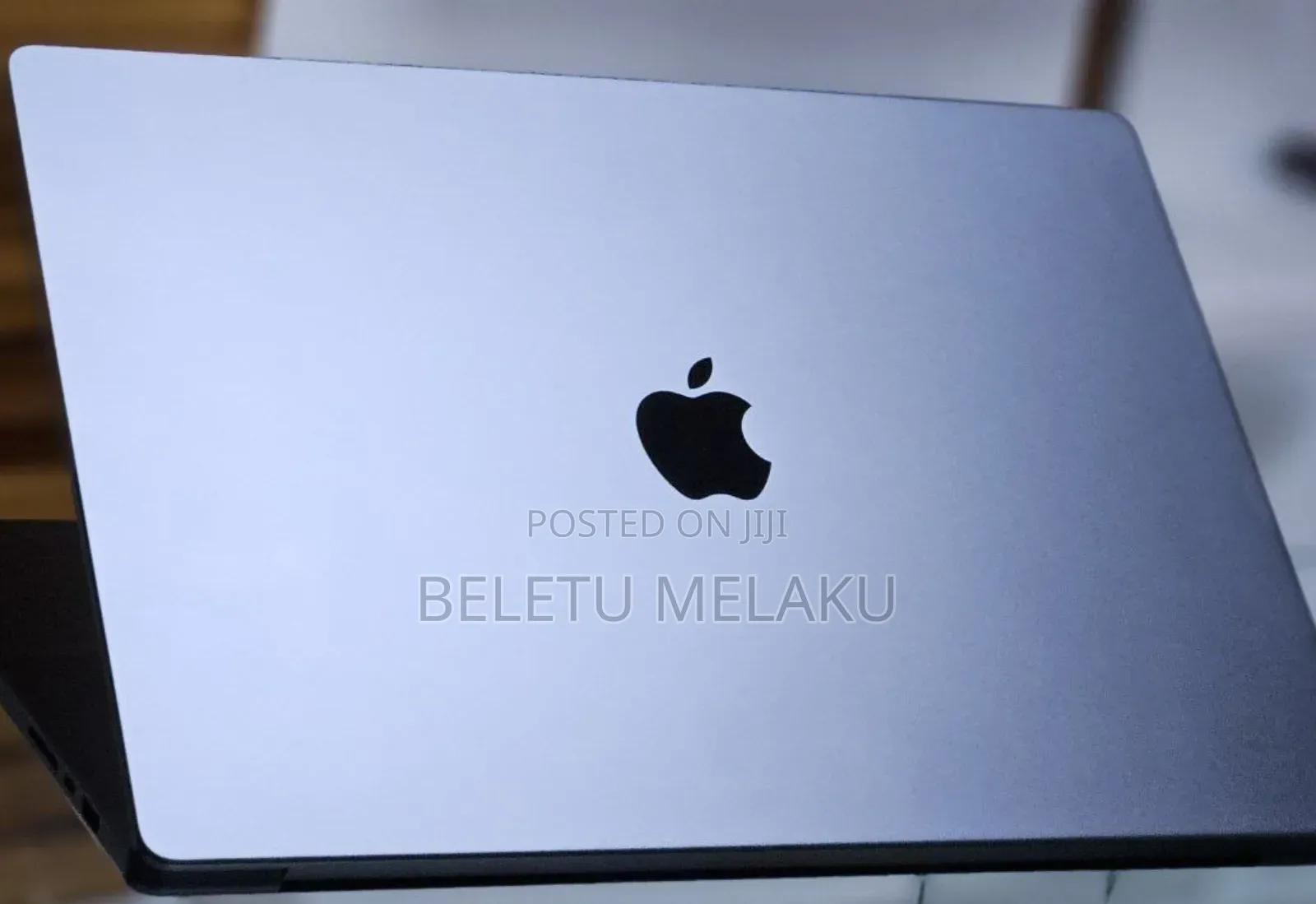 New Laptop Apple MacBook Pro 18GB Apple M3 SSD 512GB