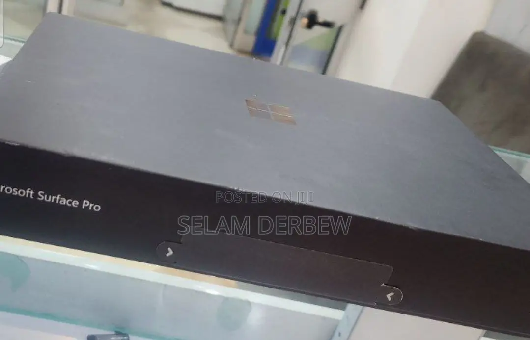 New Microsoft Surface Pro 16GB Qualcomm Snapdragon X Plus SSD 512GB