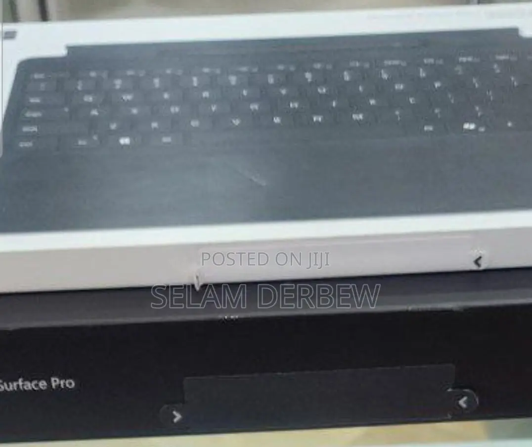 New Microsoft Surface Pro 16GB Qualcomm Snapdragon X Plus SSD 512GB