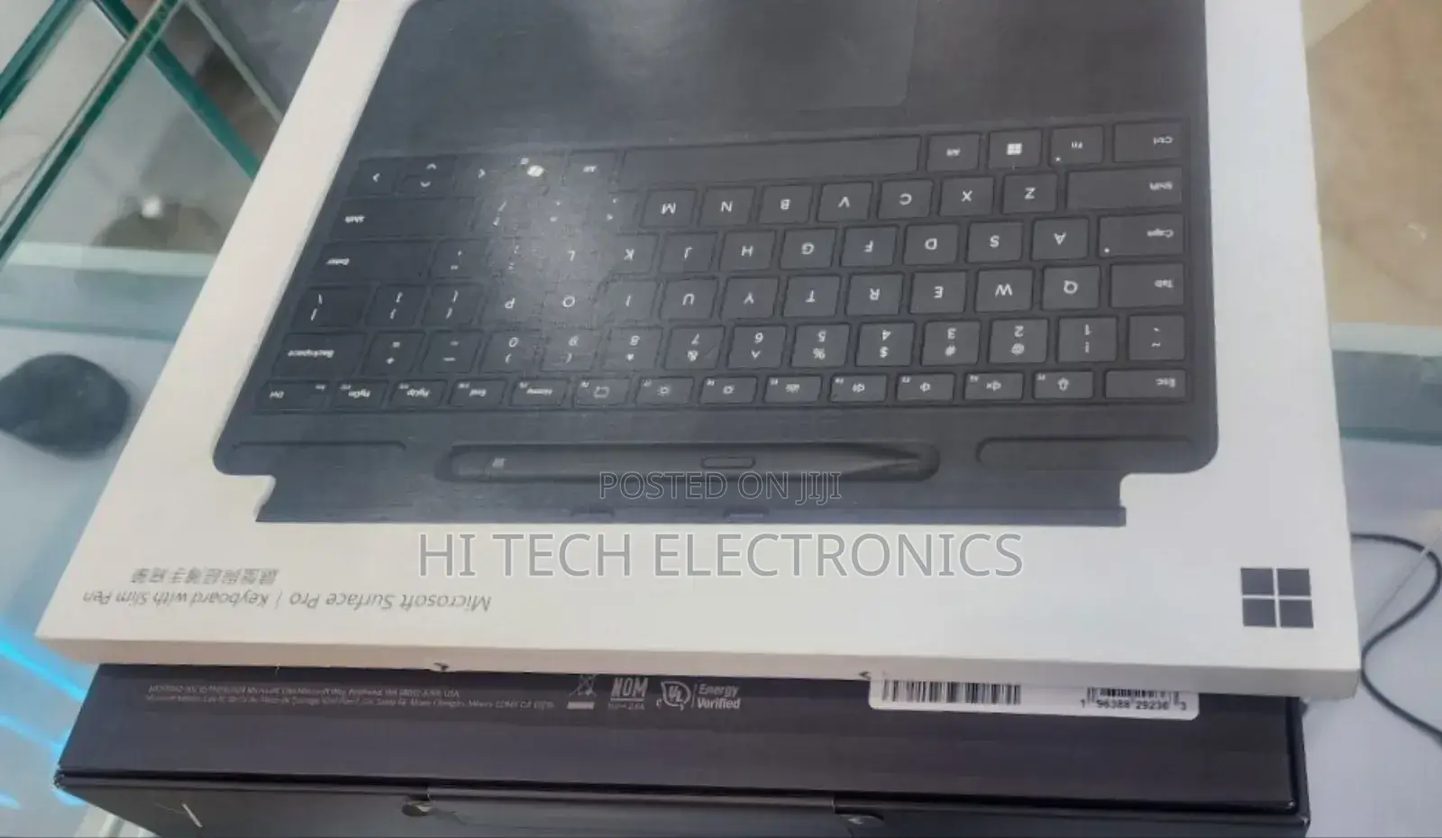 New Microsoft Surface Pro 11th Edition, a Copilot+ PC 16GB SSD 512GB