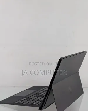 New Laptop Microsoft Surface Pro 7 16GB Intel Core I7 SSD 256GB