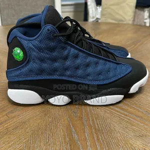 Photo - Air Jordan 13
