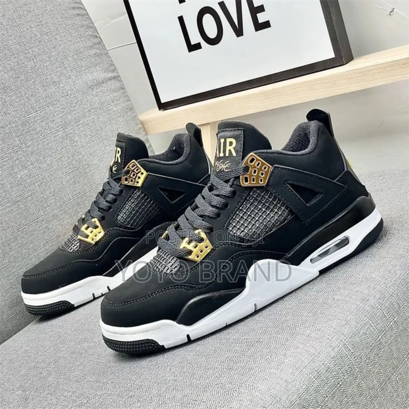 Air Jordan 4