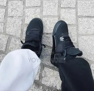 Air Jordan 4