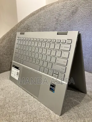 New Laptop HP Envy x360 8GB Intel Core i7 SSD 512GB