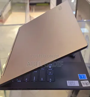 New Laptop Lenovo Yoga 9i 16GB Intel Core i7 SSD 1T