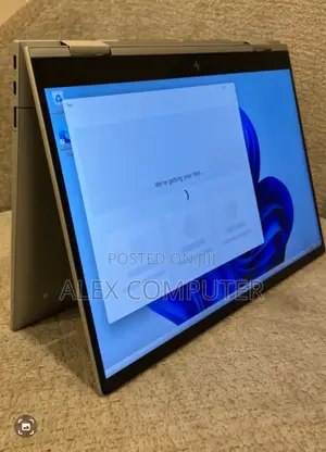 New Laptop HP Envy X360 8GB Intel Core I7 SSD 512GB
