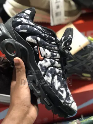 Photo - Air Max Nike Sneaker