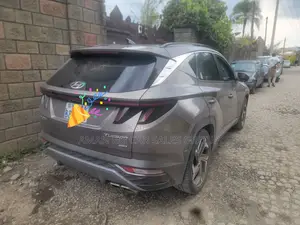 Photo - Hyundai Tucson 2021 Gray