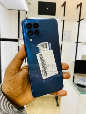 New Samsung Galaxy M53 128 GB Blue