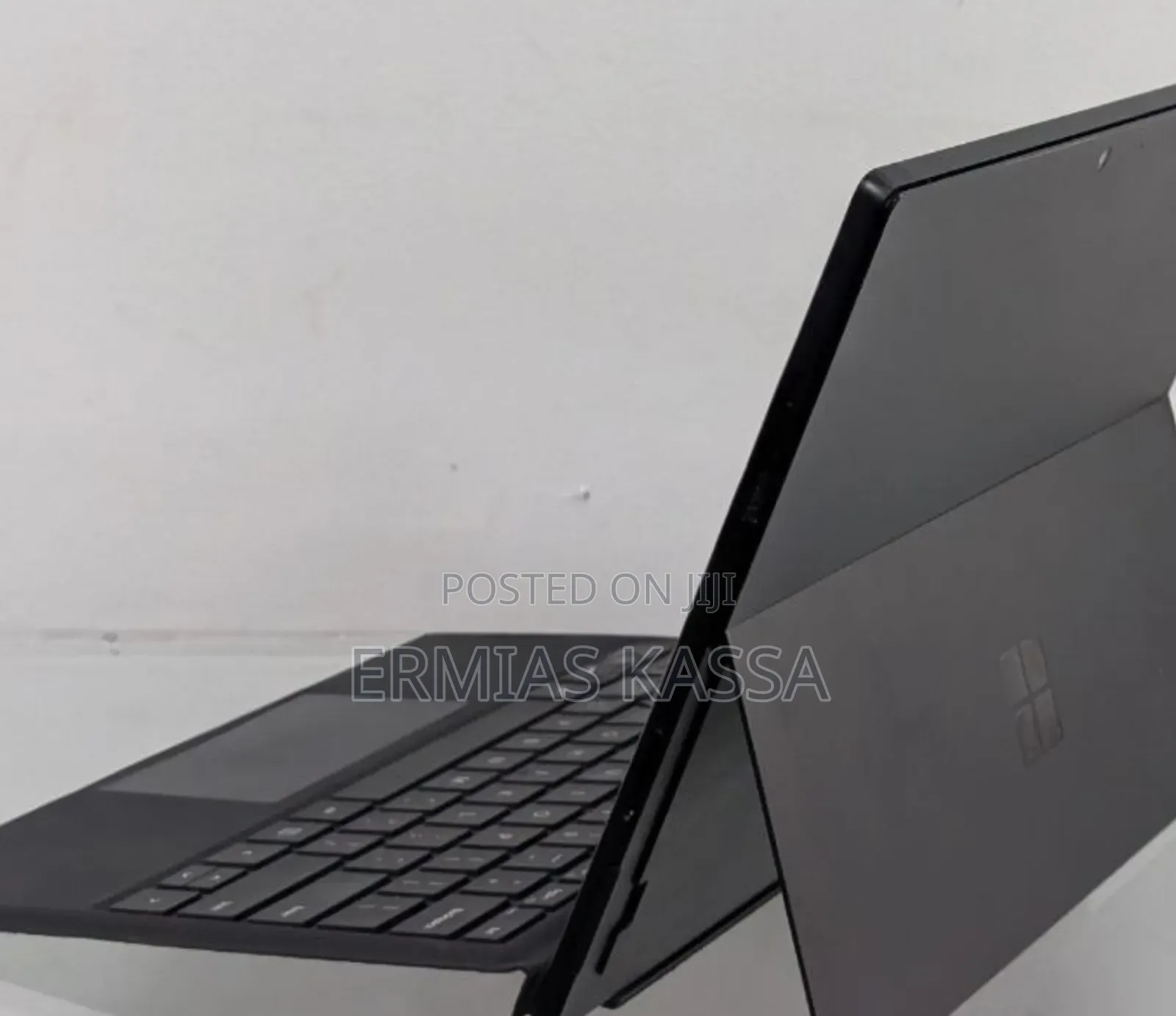 New Laptop Microsoft Surface Pro 7 16GB Intel Core I7 SSD 256GB