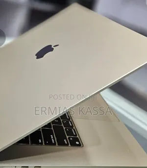 New Laptop Apple MacBook Air 2024 M3 15-Inch 8GB Apple M3 SSD 256GB