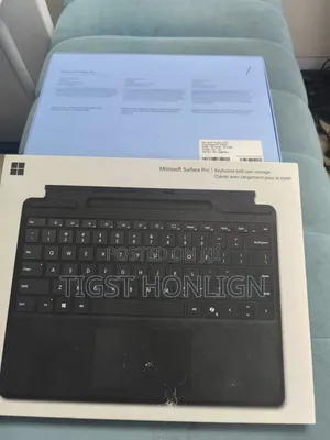 New Microsoft Surface Pro 11th Edition, a Copilot+ PC 16GB SSD 512GB