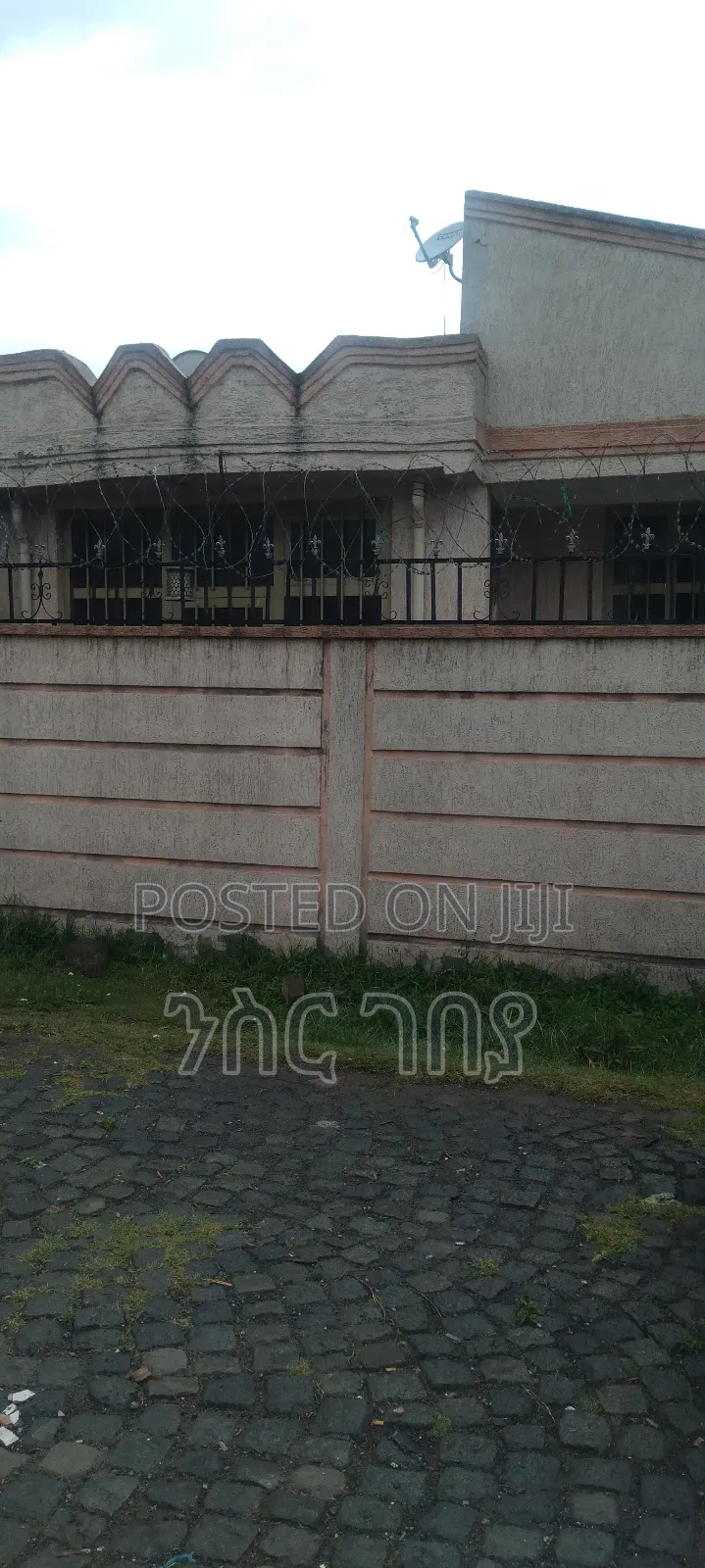 Furnished 5bdrm House in Ayat Kibr Demena, Yeka for rent