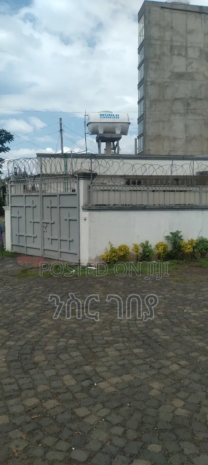 Furnished 3bdrm House in Ayat Kibr Demena, Yeka for rent