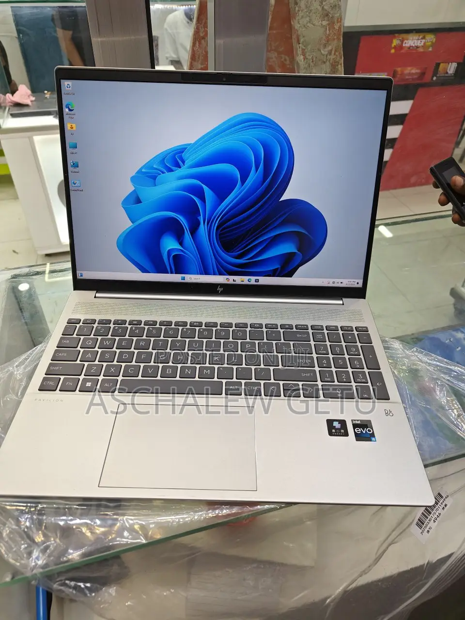 New Laptop HP Pavilion 15 16GB Intel Core I5 SSD 1T