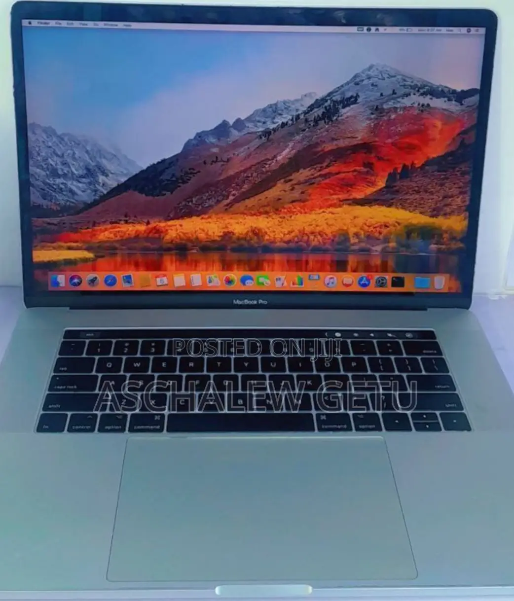 New Laptop Apple MacBook Pro 2017 16GB Intel Core I7 SSD 512GB