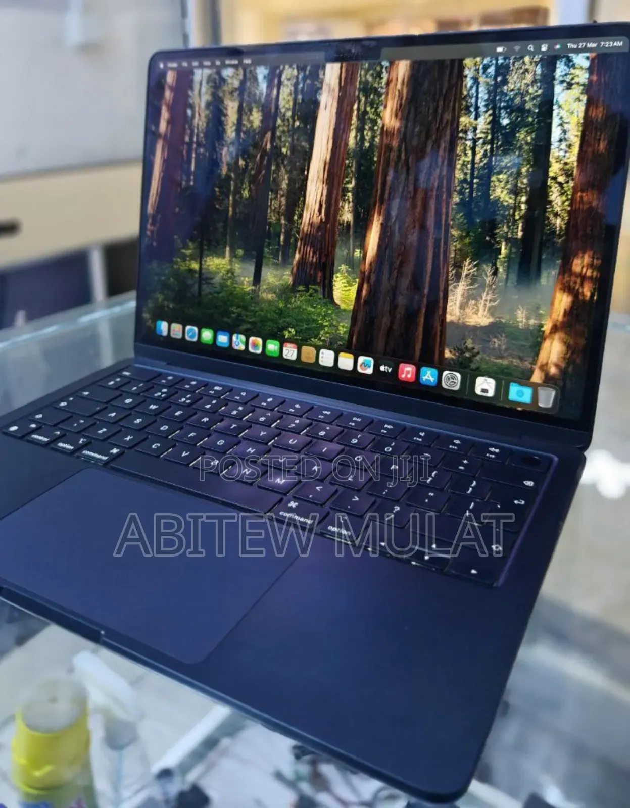 New Laptop Apple MacBook Air 2024 M3 13-Inch 8GB Apple M3 SSD 256GB