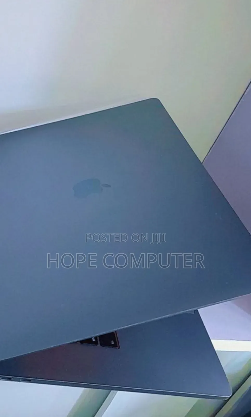 New Laptop Apple MacBook Pro 2017 16GB Intel Core I7 SSD 512GB