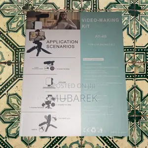 Photo - Video Vlogging Kit Comparison: DSLR vs Mirrorless