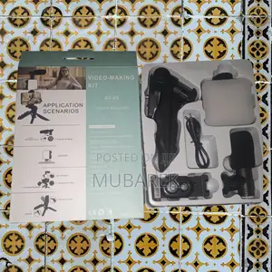 Photo - Video Vlogging Kit: How to Choose the Right Microphone