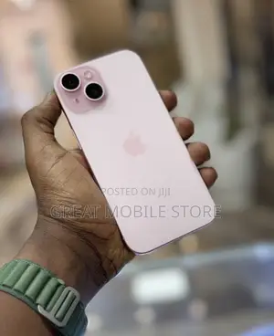 Photo - Apple iPhone 15 128 GB Pink