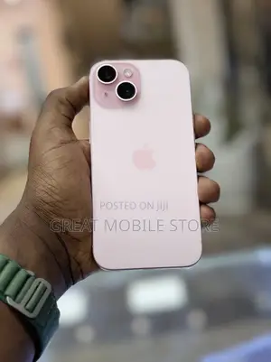 Apple iPhone 15 128 GB Pink
