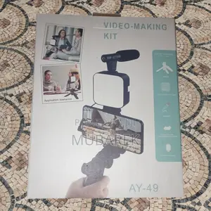 Photo - Video Vlogging Kit: Best Memory Cards and Storage Solutions