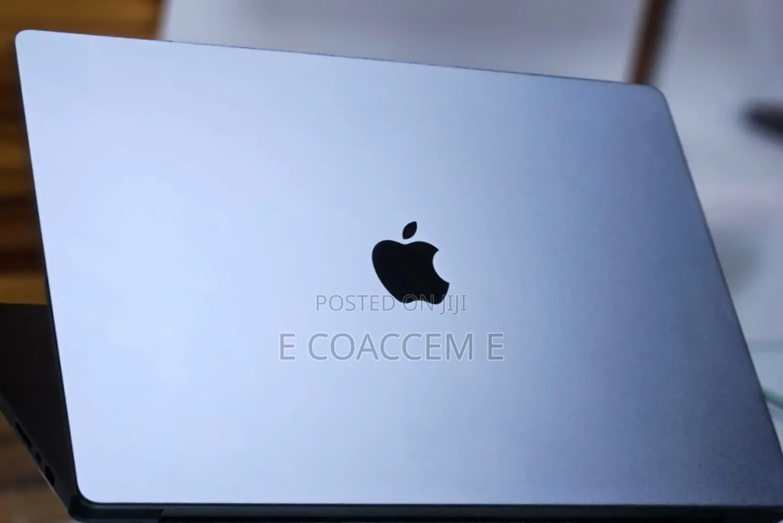 New Laptop Apple MacBook 18GB Apple M3 Pro SSD 512GB