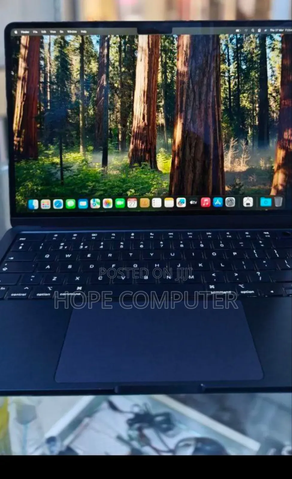 New Laptop Apple MacBook Air 2023 M2 16GB Apple M3 SSD 256GB