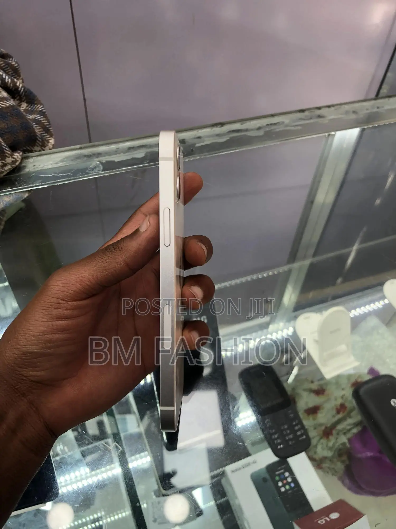 New Apple iPhone 12 64 GB White