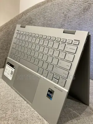New Laptop HP Envy X360 8GB Intel Core I7 SSD 512GB