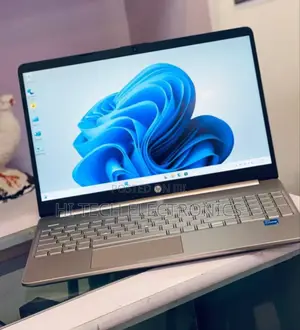 Photo - New Laptop HP Stream Notebook 16GB Intel Core I5 SSD 512GB