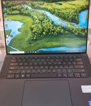 New Laptop Dell Precision 7670 36GB Intel Core I7 SSD 512GB