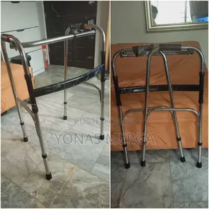 Photo - 4 Legs Height Adjustment Walker፹悴mds86410kdbw Paddle Walker