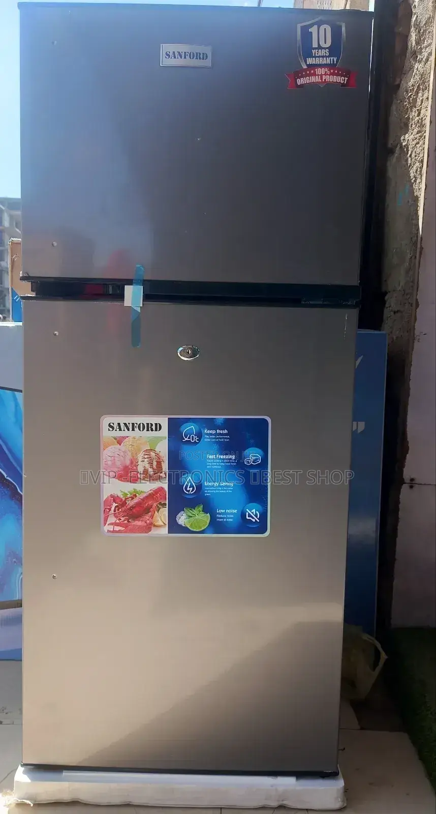 Sanford Refrigerator 300 Frige