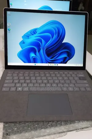 Photo - New Laptop Microsoft Surface Pro 4 16GB Intel Core I7 SSD 512GB