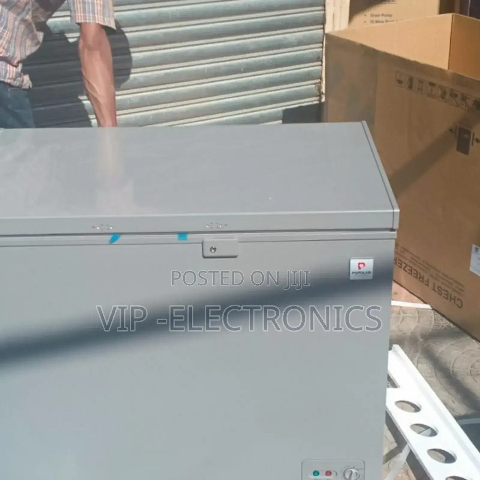 Popula Chest Freezer 370