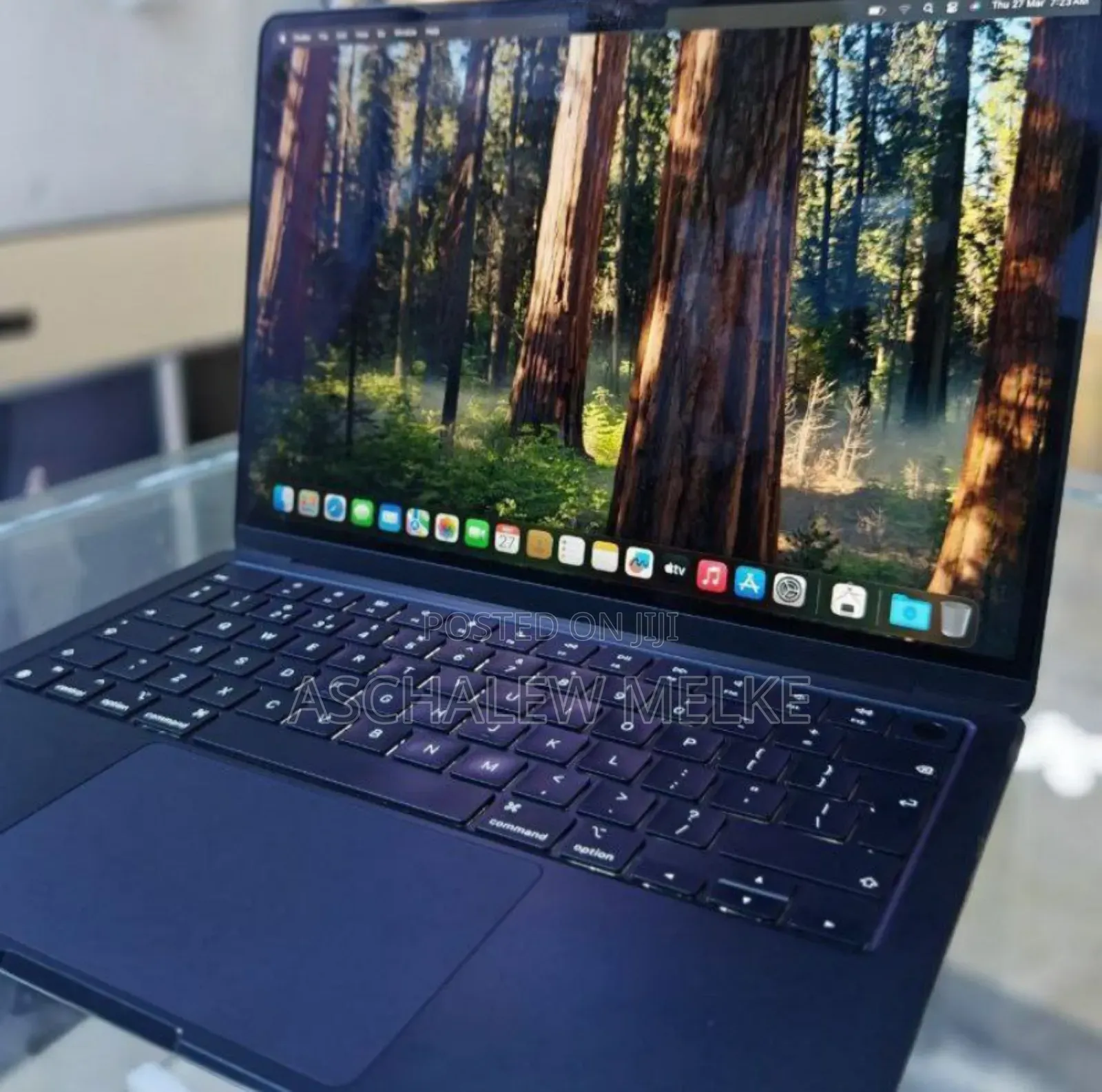 New Laptop Apple MacBook Air 2024 M3 13-Inch 8GB Apple M3 SSD 256GB