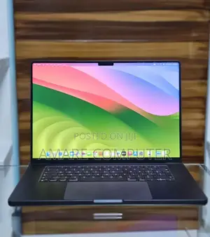 New Laptop Apple MacBook Pro 18GB Apple M3 Pro SSD 512GB