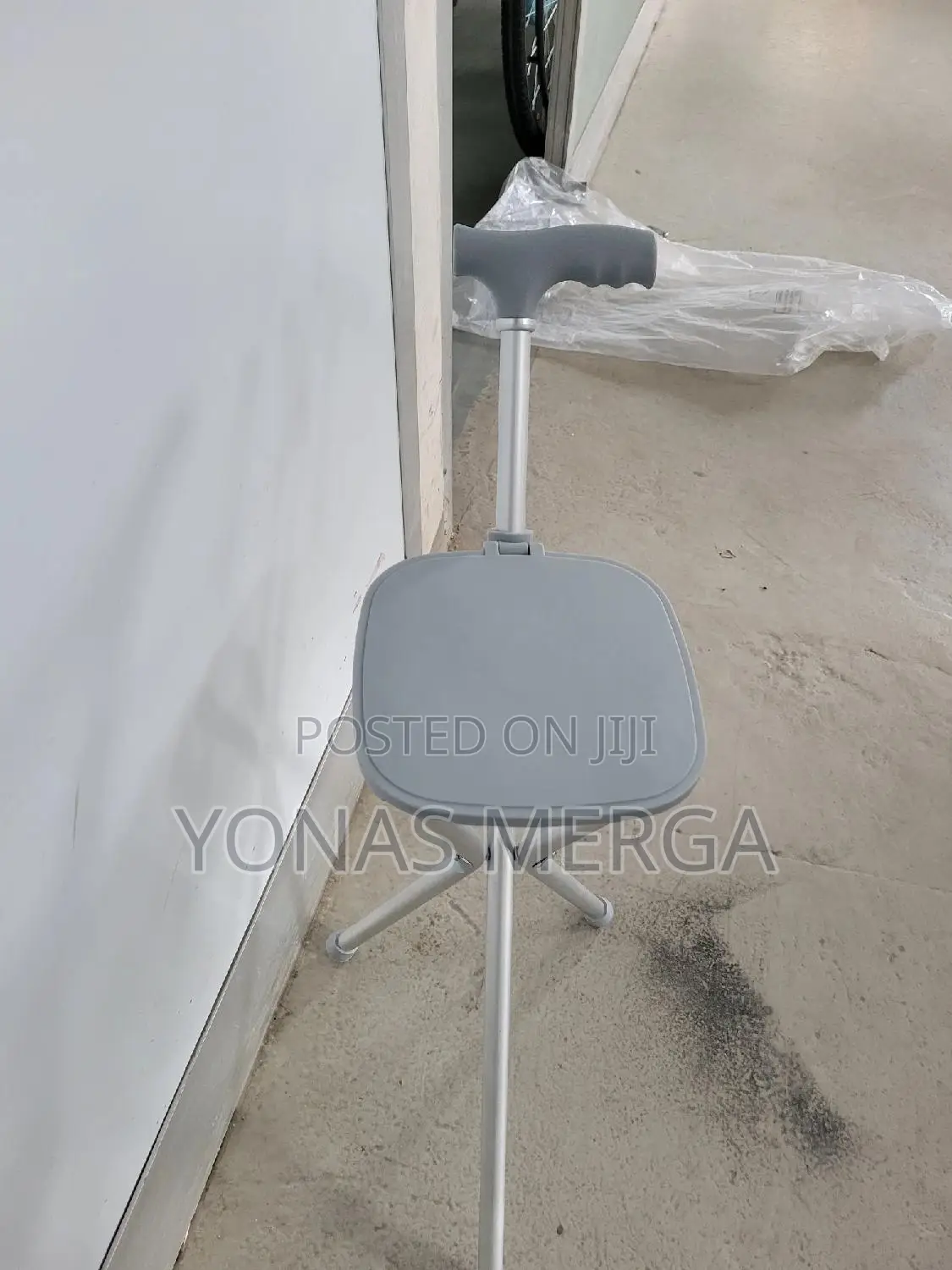 Vacsax Crutche for the Elderly Three-Legged Cane፸曲 With Seat