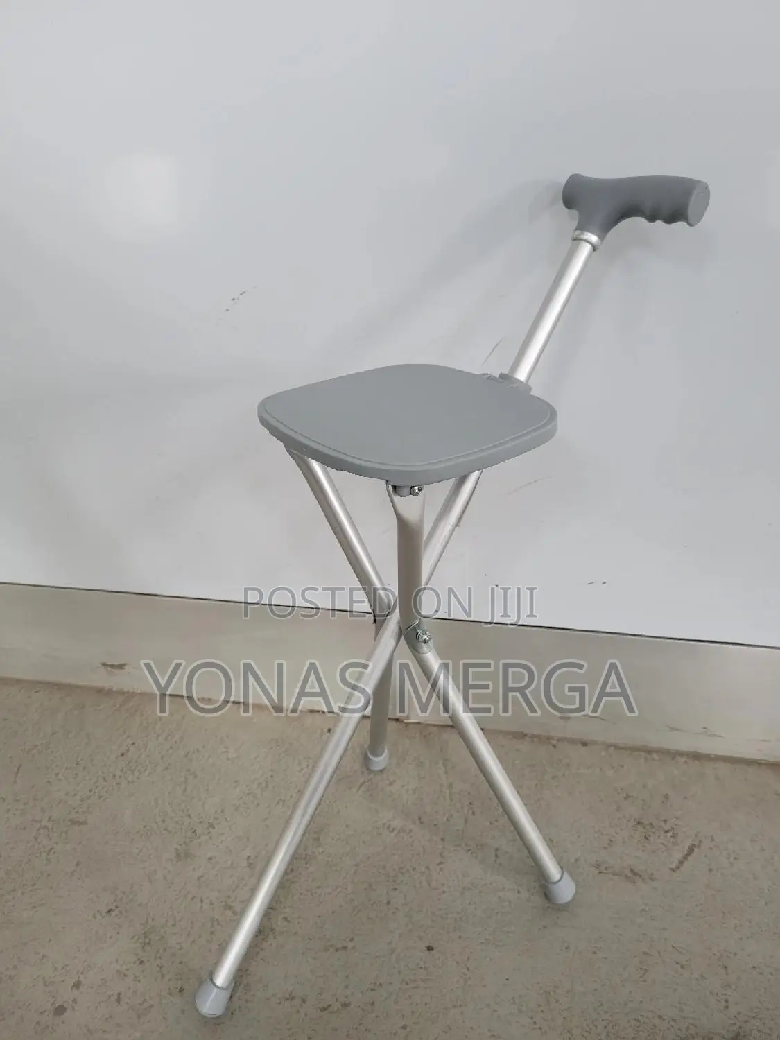 Flamingo Classic Walking Stick With Seat (Silver)