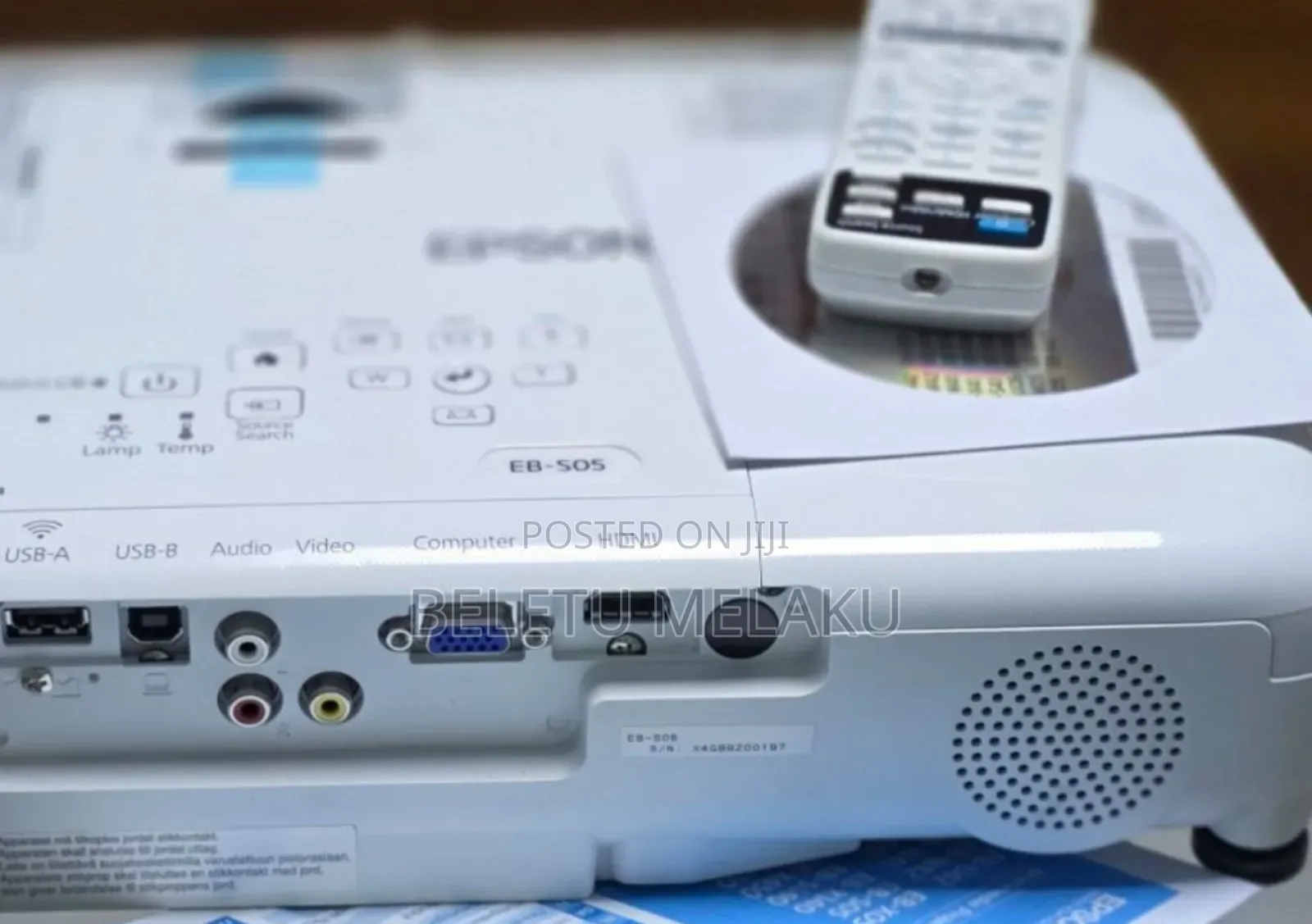 Epson Projector With Bag,Remote and Manual