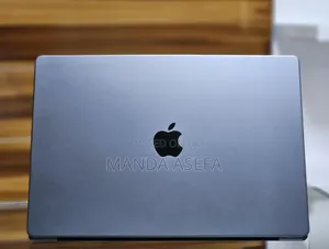 New Laptop Apple MacBook Pro 18GB Apple M3 SSD 512GB