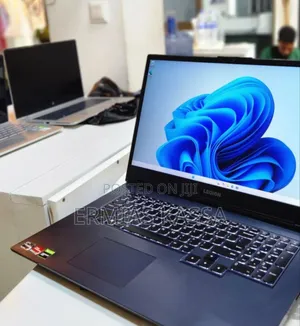 New Laptop Lenovo Legion 5 8GB AMD Ryzen 5 SSD 256GB