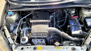 Toyota Vitz 1.0 FWD 5dr 2004 Gold