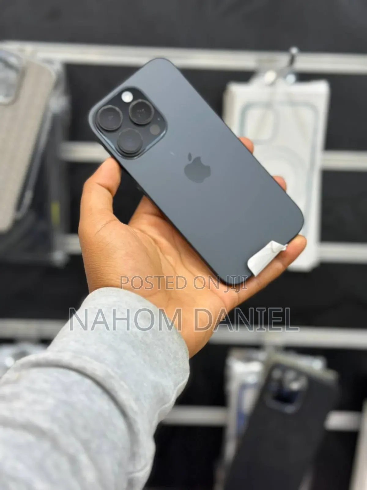 New Apple iPhone 15 Pro 256 GB
