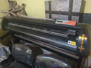 1.35m Ploter Cutting Machine
