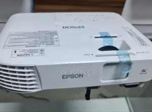 Photo - Epson S05 Projecter