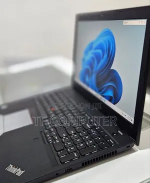 New Laptop Lenovo 8GB Intel Core I7 SSD 512GB